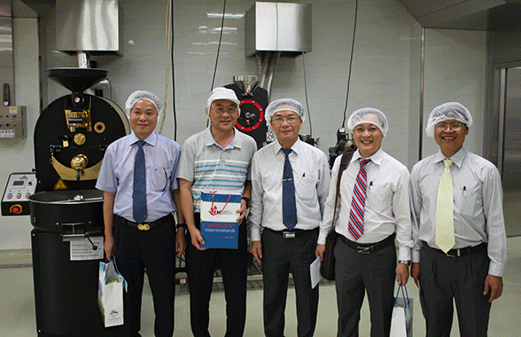 越南胡志明工業大學校長蒞校參訪