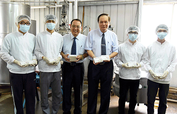 「全豆入」的好食花生嫩豆腐