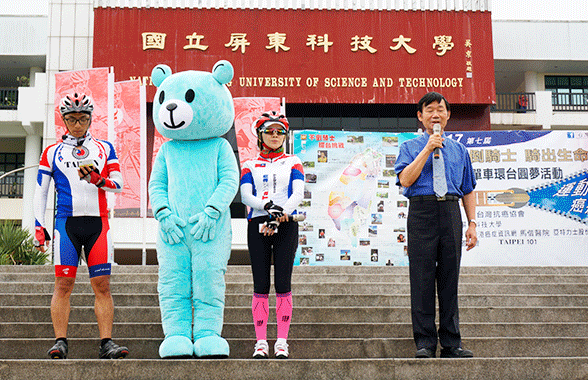 大學為癌友送暖做公益