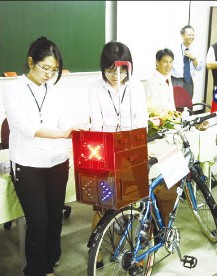 大學生設計自行車 創意百分百