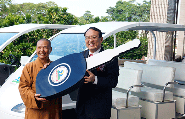 成功研發「8人座高坡度高安全性觀光型電動車」交車典禮